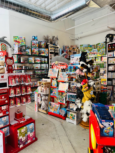 Toy Store «Engine Ear Toys», reviews and photos, 879 Newport Center Dr, Newport Beach, CA 92660, USA