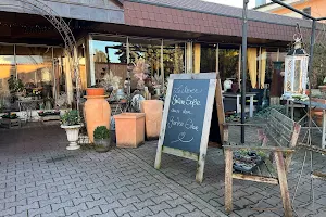 Café Im Garten Eden image