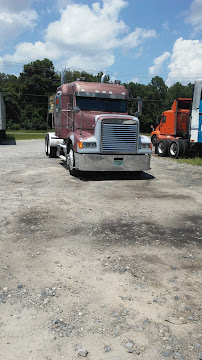 RAY-LEE'S TRUCK REPAIR - Photo 3 - Car repair in Byron, GA, Macon