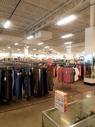 Department Store «Nordstrom Rack Hamilton Crossings», reviews and photos, 750 N Krocks Rd #303, Allentown, PA 18106, USA