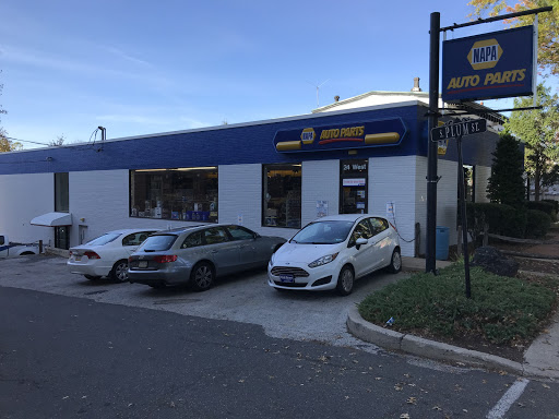 Auto Parts Store «NAPA Auto Parts - Genuine Parts Company», reviews and photos, 24 W Baltimore Ave, Media, PA 19063, USA