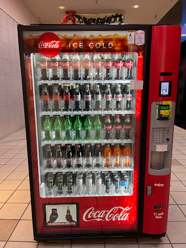 Shopping Mall «Lakewood Center», reviews and photos, 500 Lakewood Center Mall, Lakewood, CA 90712, USA