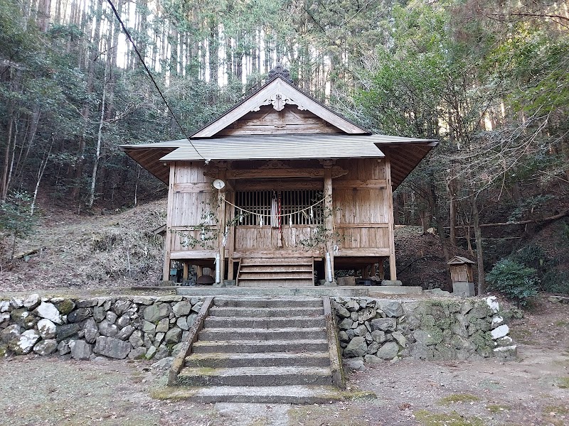 三瀧神社