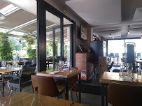 Atmosphère du Restaurant Bistro'50 à Gujan-Mestras - n°11