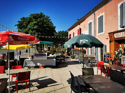 Boulangerie du chapeau rouge à Simiane-la-Rotonde