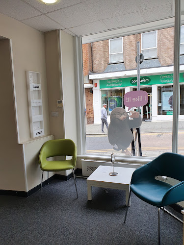 Comments and reviews of Vision Express Opticians - Aberystwyth