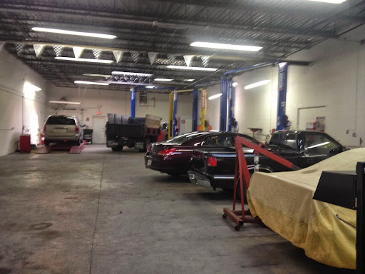 Auto Repair Shop «B & B Automotive Specialist», reviews and photos, 201 Oak St #6, Pembroke, MA 02359, USA