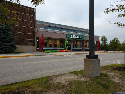 Clothing Store «L.L. Bean Outlet», reviews and photos, 534 Stillwater Ave, Bangor, ME 04401, USA