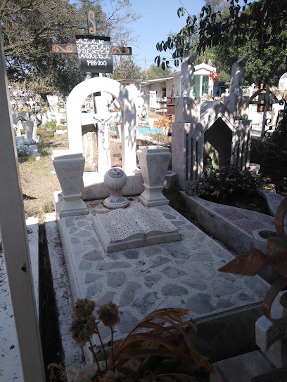 Panteon Municipal Loma Bonita