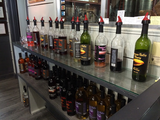 Winery «Tennessee Valley Winery», reviews and photos, 15606 Hotchkiss Valley Rd E, Loudon, TN 37774, USA