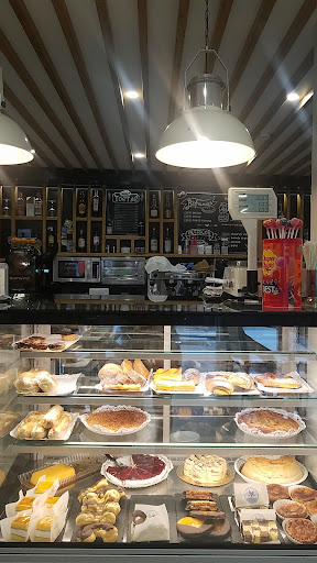 Pastelaria Dom Galo no Marteleira, Lisboa