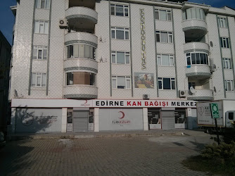 Türk Kizilayi Kan Bağişi Merkezi