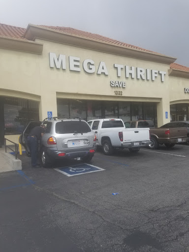 Thrift Store «Mega Thrift Store», reviews and photos, 1332 E Foothill Blvd, Rialto, CA 92376, USA