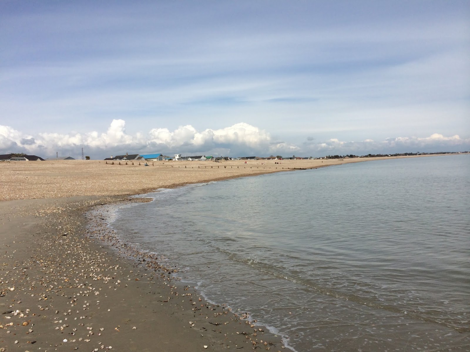 Fotografija Plaža Pagham in naselje