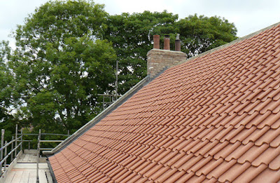 Entreprise VAIS Couvreur dépannage réparation rénovation démoussage toiture recherche fuites couverture Seine-Maritime Rouen à Rouen