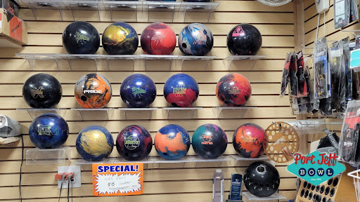 Bowling Alley «Port Jeff Bowl Inc», reviews and photos, 31 Chereb Ln, Port Jefferson Station, NY 11776, USA