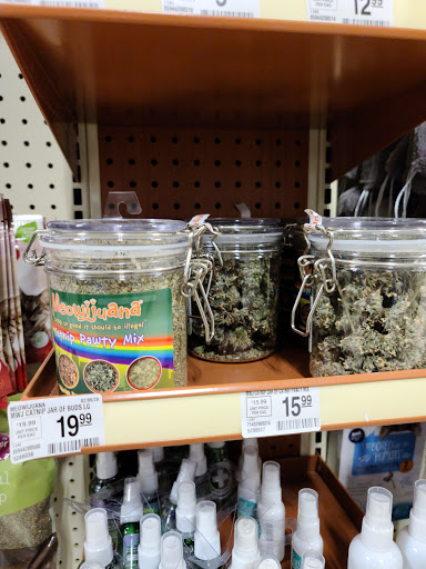 Pet Supply Store «PetSmart», reviews and photos, 2113 E Geneva St, Delavan, WI 53115, USA