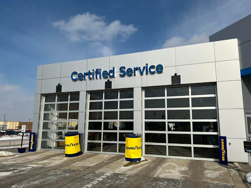 Chevrolet Dealer «Martin Chevrolet», reviews and photos, 5220 Northwest Hwy, Crystal Lake, IL 60014, USA