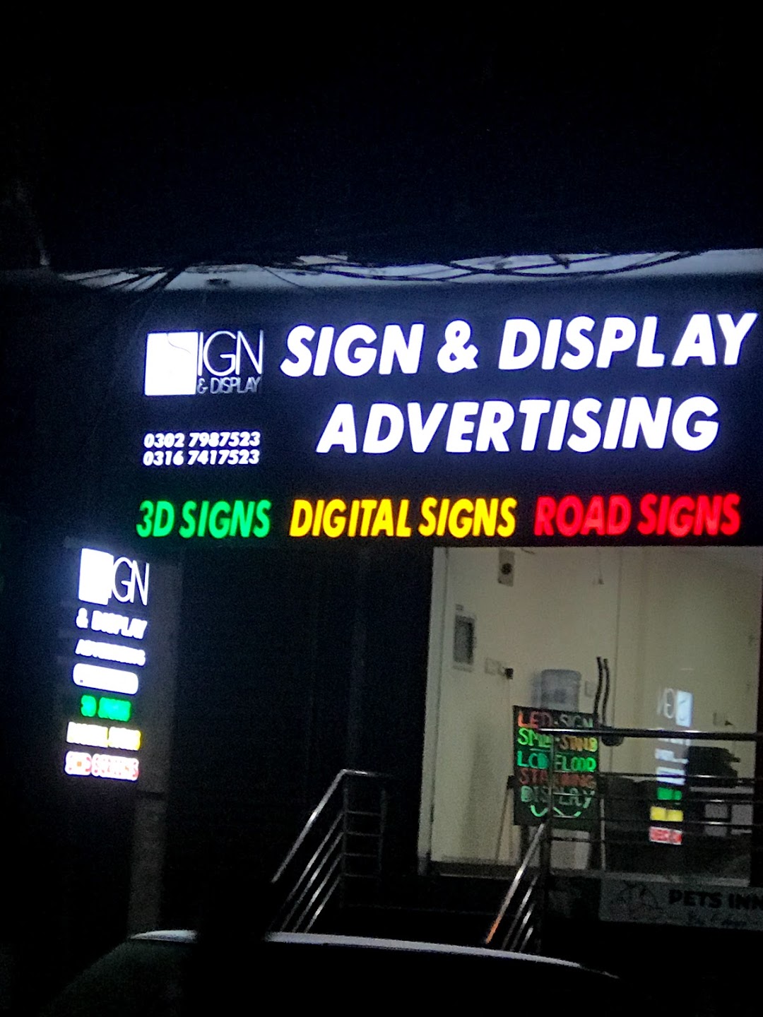Sign Display Advertising