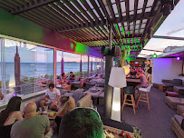Atmosphère du Restaurant méditerranéen Restaurant - The 7th Heaven Restaurant & Lounge Bar Exceptional Sea View Rooftop à Fréjus - n°2