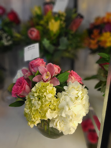 Florist «Scent & Violet florist», reviews and photos, 12811 Westheimer Rd, Houston, TX 77077, USA