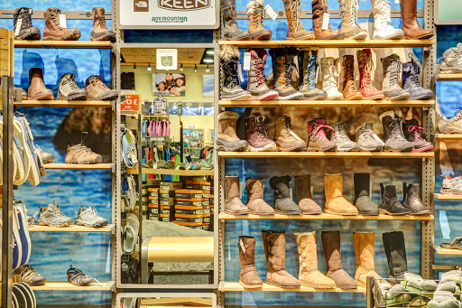 Sporting Goods Store «Any Mountain, Roseville», reviews and photos, 392 Roseville Square, Roseville, CA 95678, USA