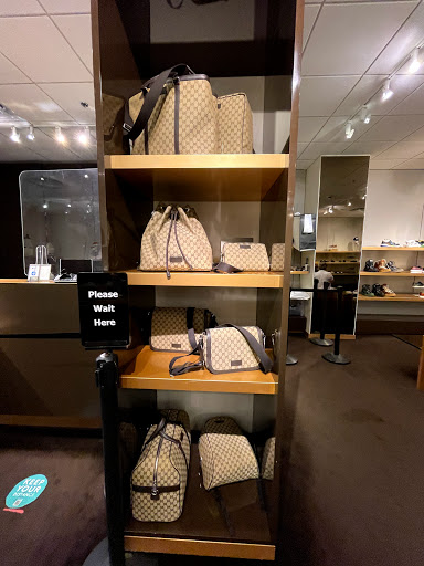 Boutique «Gucci Outlet», reviews and photos, 3939 S Interstate Hwy 35 #1050, San Marcos, TX 78666, USA