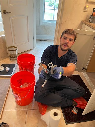 Plumber «HELP Plumbing, Heating, Cooling and Electric», reviews and photos, 6 N Commerce Park Dr, Cincinnati, OH 45215, USA