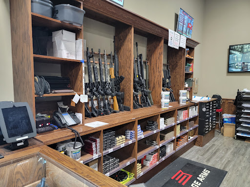 Gun Shop «Second Amendment Sports», reviews and photos, 3705 W Elm St, McHenry, IL 60050, USA