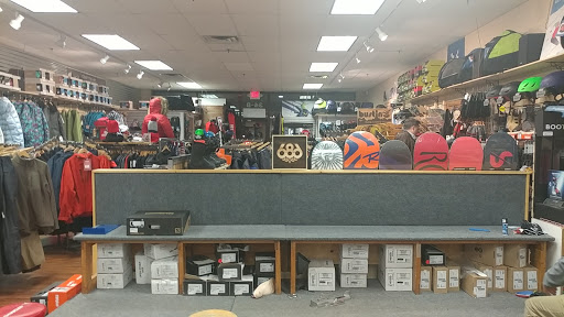 Ski Shop «Pro-Fit Ski & Mountain Sports», reviews and photos, 34 Catoctin Cir SE, Leesburg, VA 20175, USA