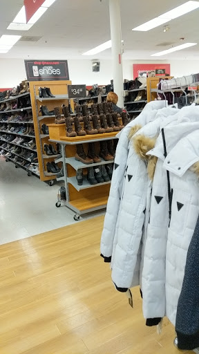 Department Store «T.J. Maxx», reviews and photos, 701 N Milwaukee Ave #252, Vernon Hills, IL 60061, USA