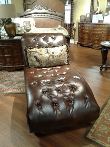 Furniture Store «Ashley HomeStore», reviews and photos, 164 Glen Cove Rd, Carle Place, NY 11514, USA