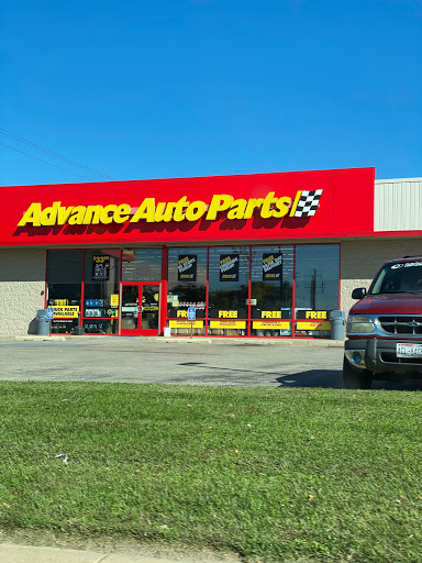 Auto Parts Store «Advance Auto Parts», reviews and photos, 2801 Losey Blvd S, La Crosse, WI 54601, USA