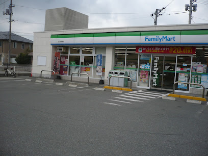 ファミリーマート 山口大学前店