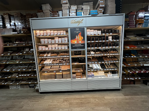 Tobacco Shop «Fogue & Bates Tobacco», reviews and photos, 6929 E 71st St, Tulsa, OK 74133, USA