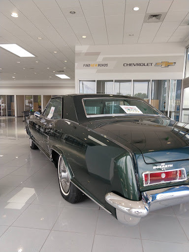 Chevrolet Dealer «Ed Bozarth Chevrolet Company, Inc. - Aurora Dealership», reviews and photos, 2001 S Havana St, Aurora, CO 80014, USA
