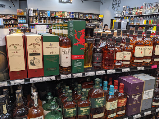 Liquor Store «Beaverton Liquor», reviews and photos, 11423 SW Beaverton Hillsdale Hwy, Beaverton, OR 97005, USA