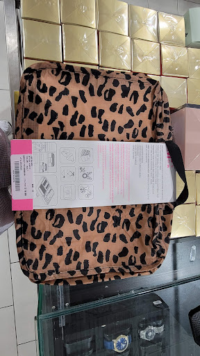 Department Store «Saks OFF 5TH», reviews and photos, 5819 Worth Pkwy, San Antonio, TX 78257, USA