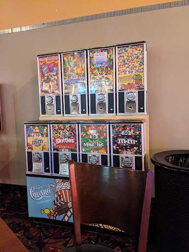 Movie Theater «Regal Cinemas Hooksett 8», reviews and photos, 100 Technology Dr, Hooksett, NH 03106, USA