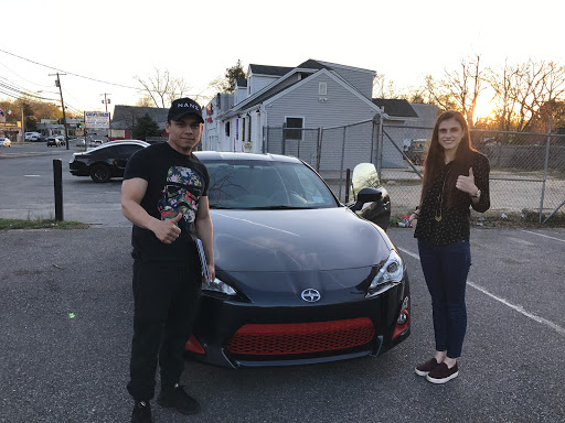 Used Car Dealer «Huntington Auto Mall», reviews and photos, 493 E Jericho Turnpike, Huntington Station, NY 11746, USA