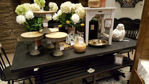 Furniture Store «HOM Furniture», reviews and photos, 4601 23rd Ave S, Fargo, ND 58104, USA