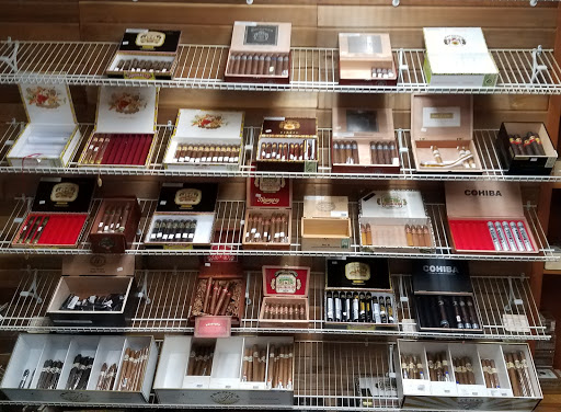 Cigar Shop «Monroe Smoke & Vape Shop», reviews and photos, 118 S Lewis St, Monroe, WA 98272, USA