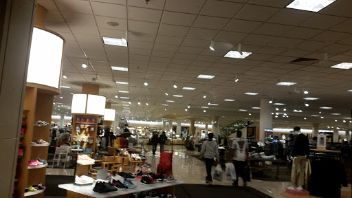 Department Store «Nordstrom Alderwood Mall», reviews and photos, 3200 184th St SW, Lynnwood, WA 98037, USA