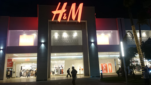 H&M Real Plaza Piura