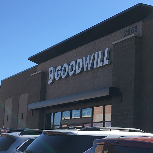 Thrift Store «Power & McDowell Goodwill Retail Store & Donation Center», reviews and photos, 2665 N Power Rd, Mesa, AZ 85215, USA