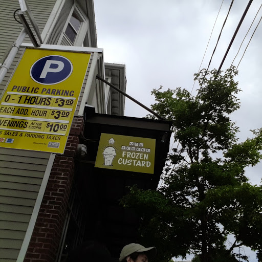 Ice Cream Shop «Old School Frozen Custard», reviews and photos, 1316 E Pike St, Seattle, WA 98122, USA