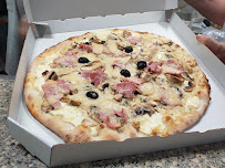 Plats et boissons du Pizzas à emporter Camion Pizza chez Papa à Marseille - n°17
