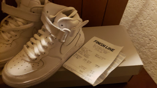 Shoe Store «Finish Line», reviews and photos, 15900 La Cantera Pkwy, San Antonio, TX 78256, USA