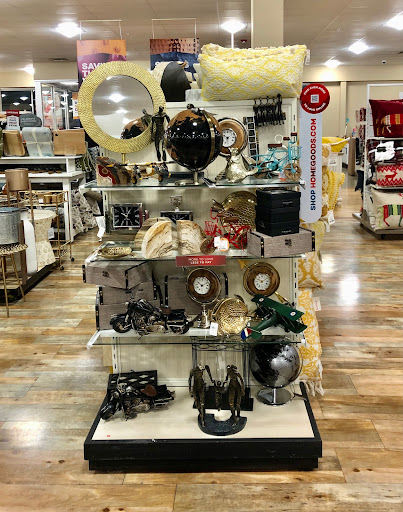 Department Store «HomeGoods», reviews and photos, 431 Commerce Dr, Victor, NY 14564, USA