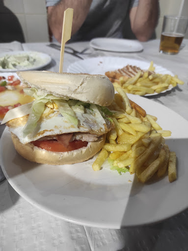 Bar Restaurante La Plazoleta en El Cuervo de Sevilla